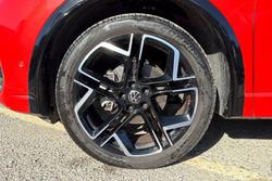 VOLKSWAGEN Tiguan Photo 5