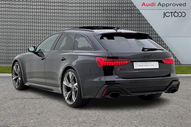 AUDI RS6 Photo 3