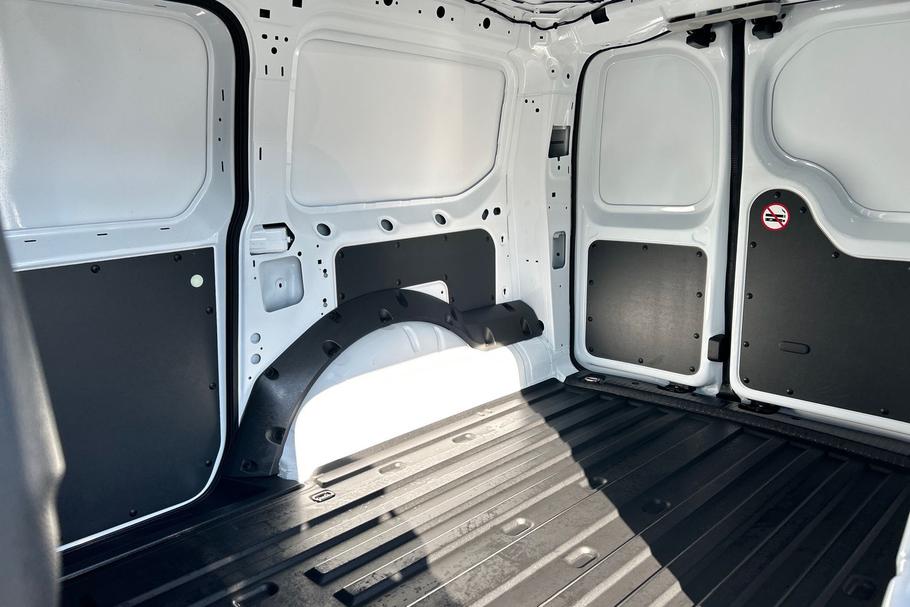 Used FORD TRANSIT CONNECT BG75DPZ 5
