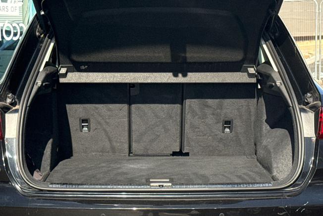 AUDI Q3 Photo 12