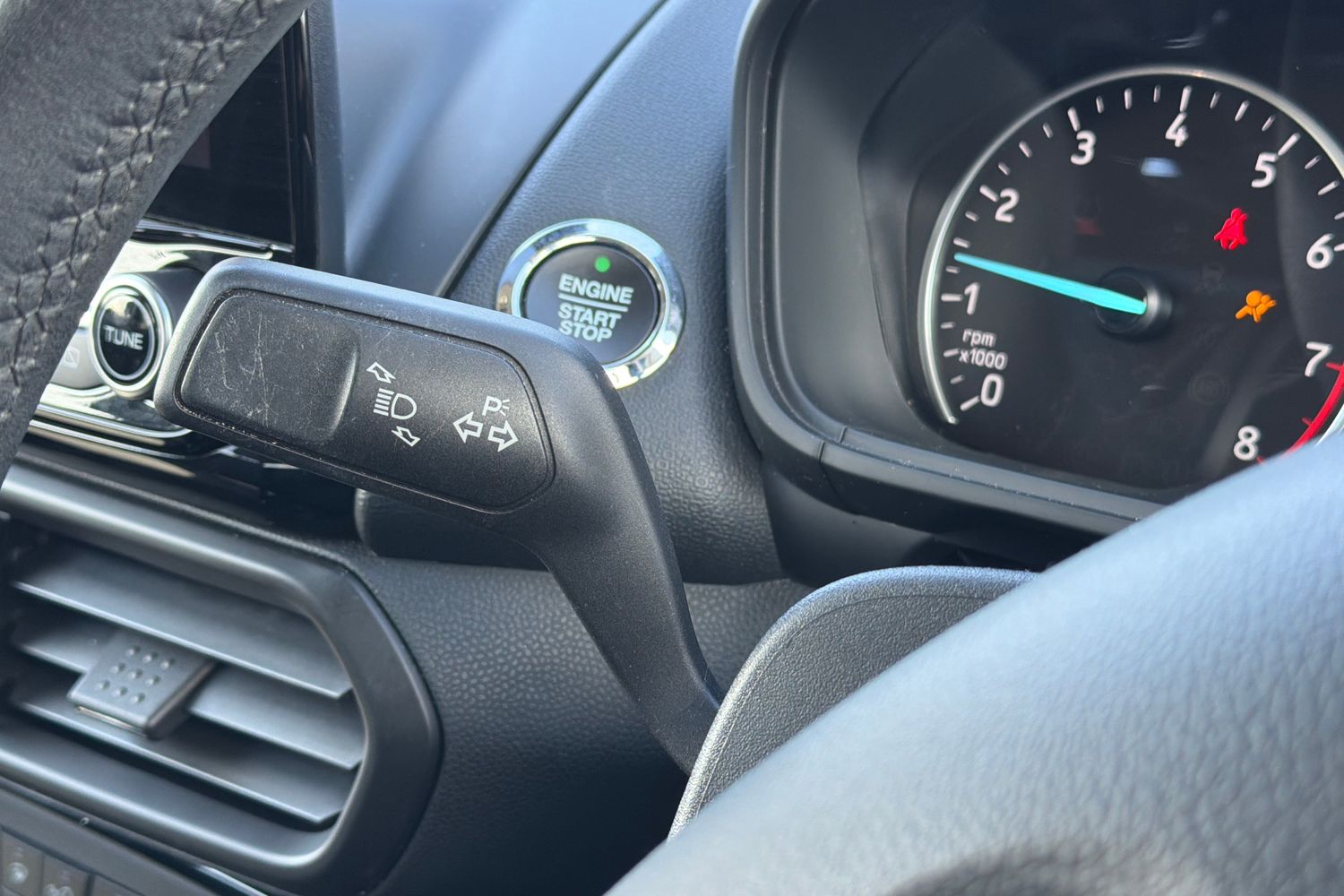 Ford ECOSPORT Photo 13