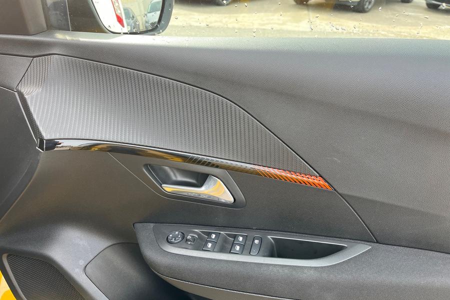 Peugeot 208 Photo autoimg-cdf063d2c427c51b89d96e49cca178a315f21516.jpg