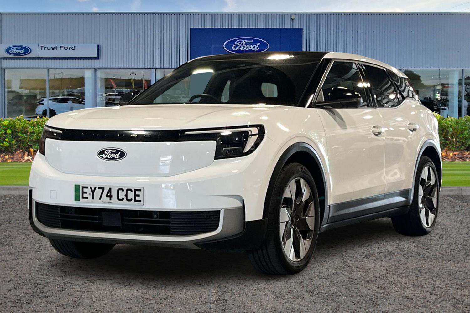 Ford Explorer Photo 4