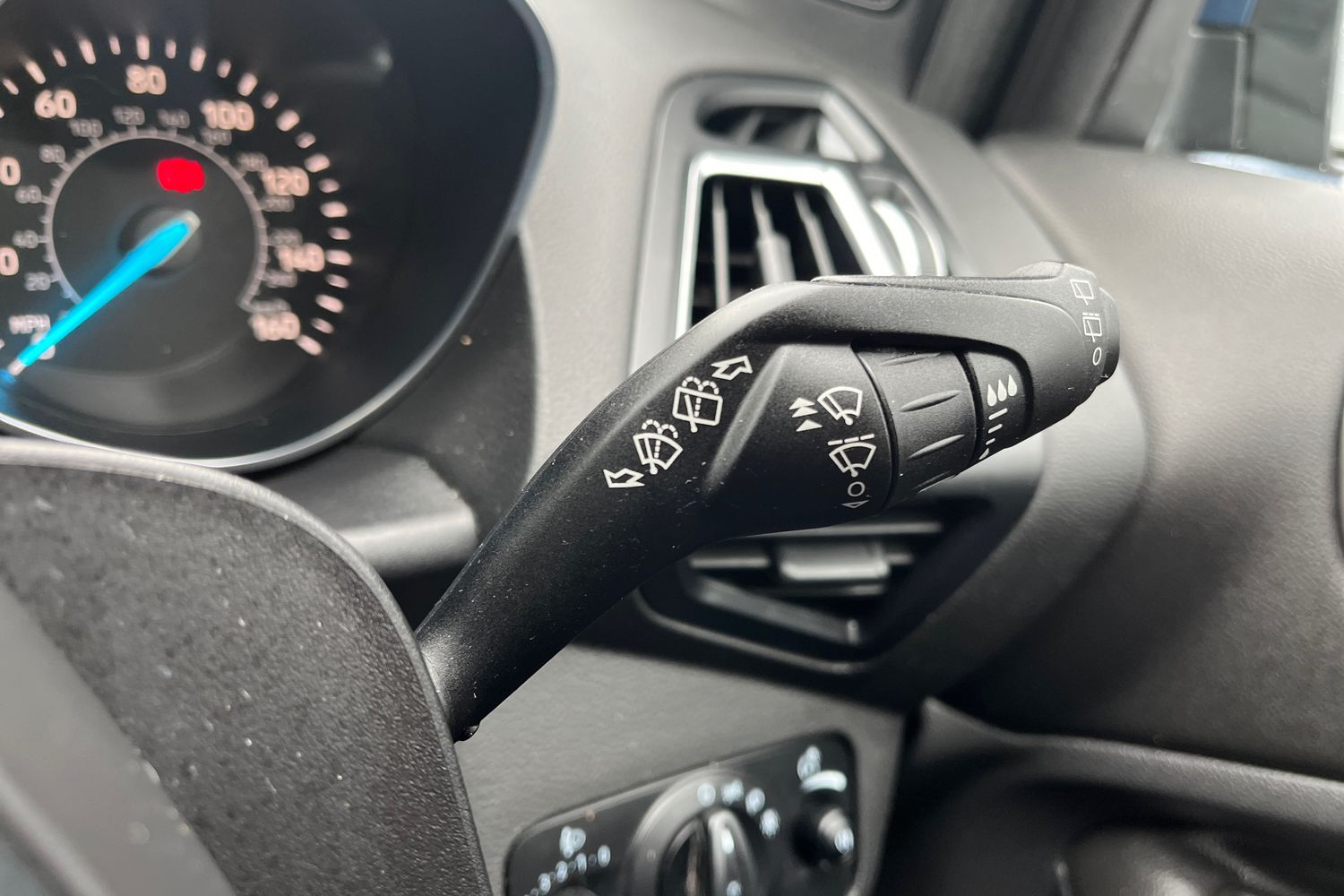 Ford KUGA Photo 14