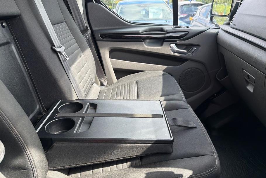 Used Ford TRANSIT CUSTOM YR70YYM 38