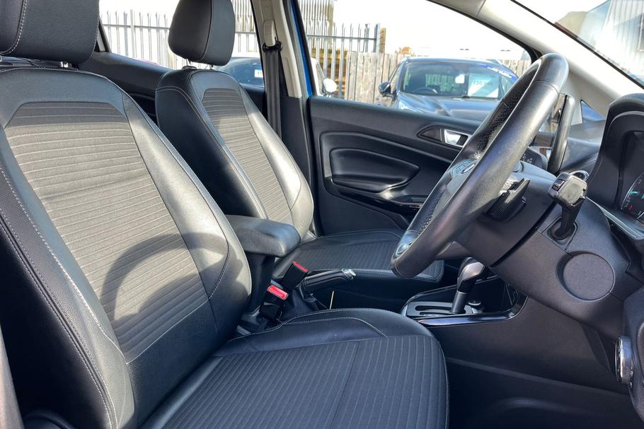 Ford ECOSPORT 2019 Blue £12,990 Weston Super Mare TrustFord