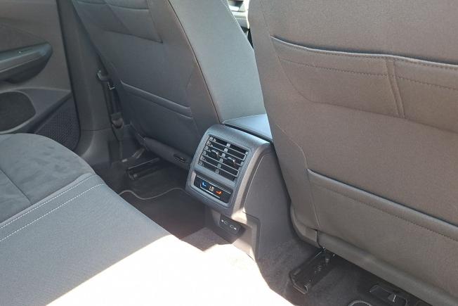 VOLKSWAGEN Golf Photo 21