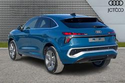 Audi  Q3 Sportback Photo 3