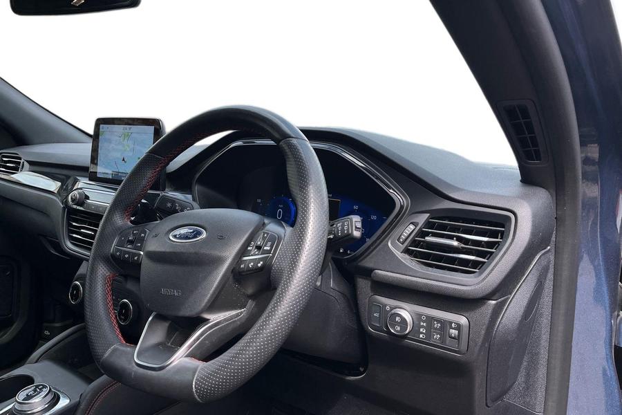 Ford KUGA Photo autoimg-ce0197c1370196baaf661321601e12dd8befc2b9.jpg