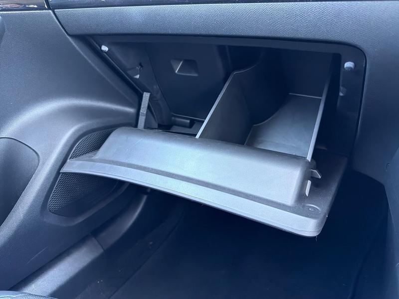 Used Peugeot 2008 SD72UOF 30