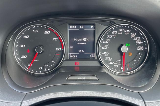 SEAT Ibiza Photo 15