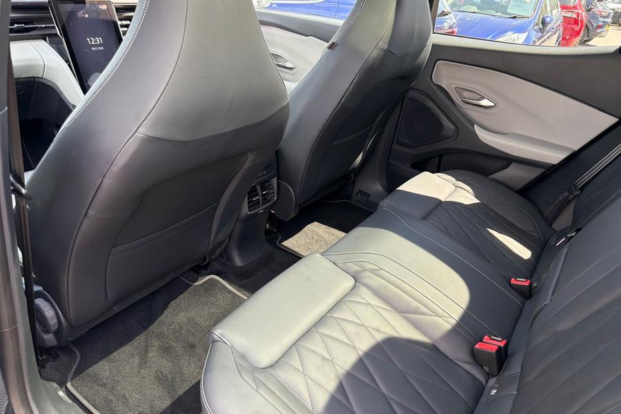 Ford EXPLORER Photo autoimg-ce05532e0b2a97ab72286718df2c5b0fcbb8f259.jpg