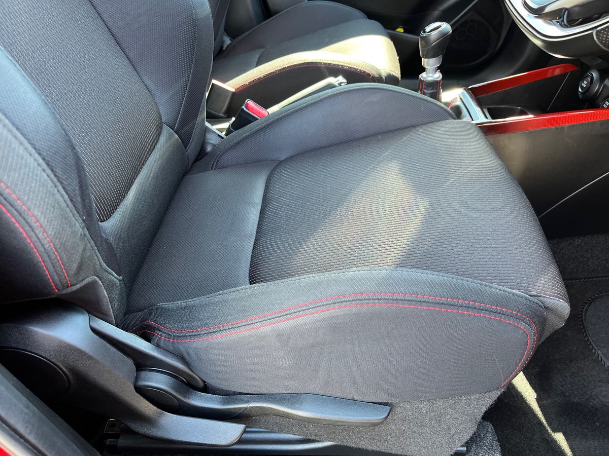 Suzuki Swift Photo 29