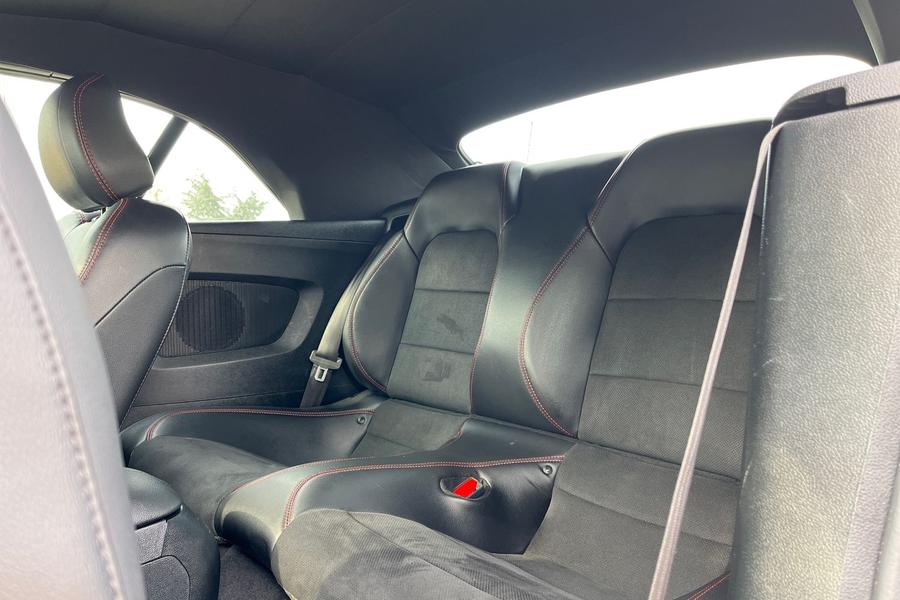 Ford Mustang Photo autoimg-ce05e089b0892abc0f85c9da20902300444c716d.jpg