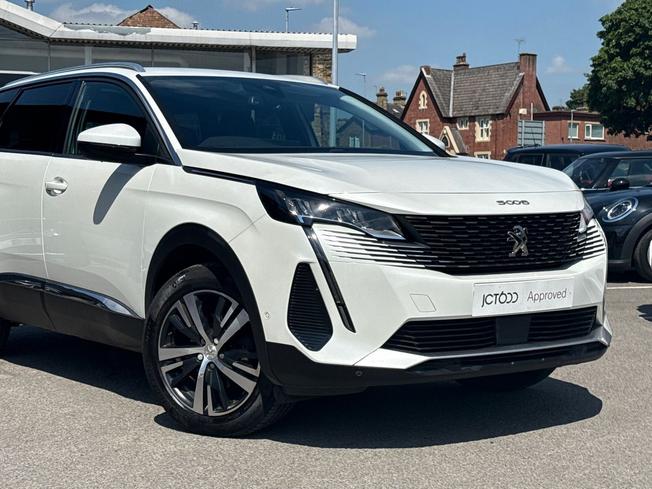PEUGEOT 5008 Photo 25