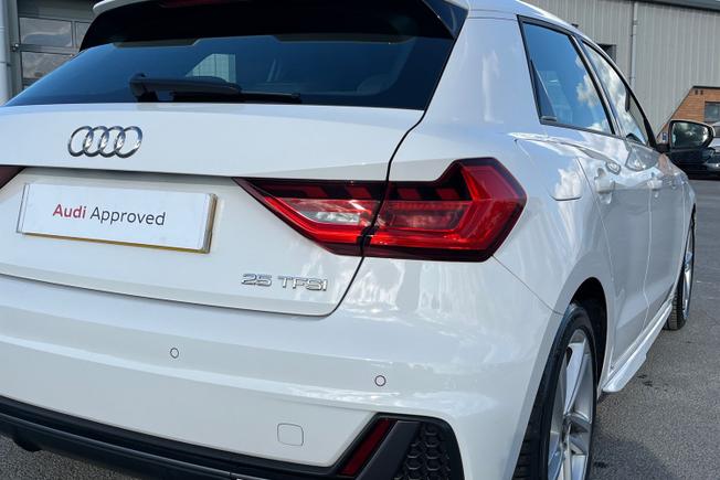 Audi A1 Photo 18