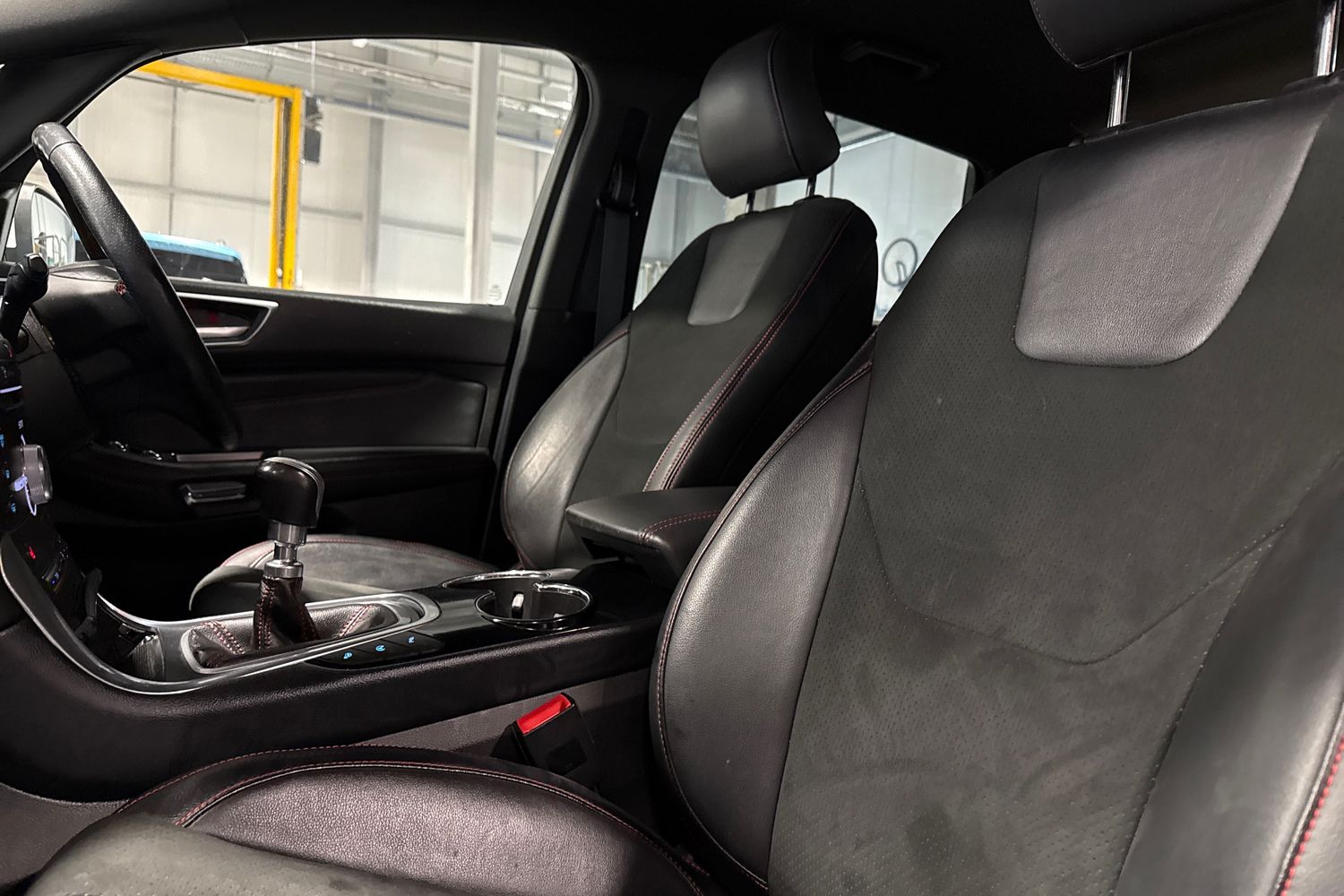 Ford S-MAX Photo 18