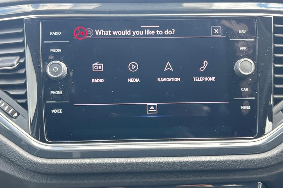 Volkswagen T-ROC Photo autoimg-ce09ca50516f9e0cea511246b313eeb412b65c77.jpg