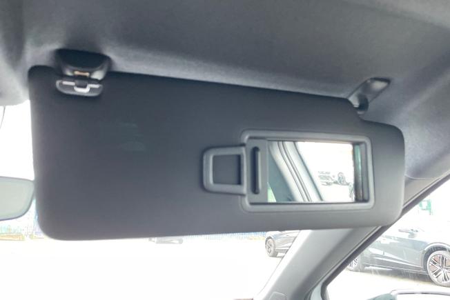 SEAT Arona Photo 37