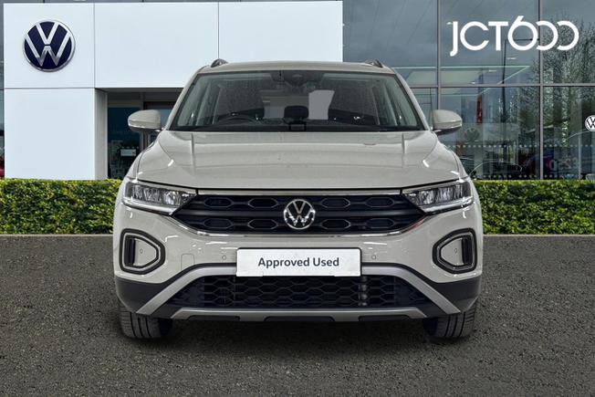 VOLKSWAGEN T-Roc Photo 8