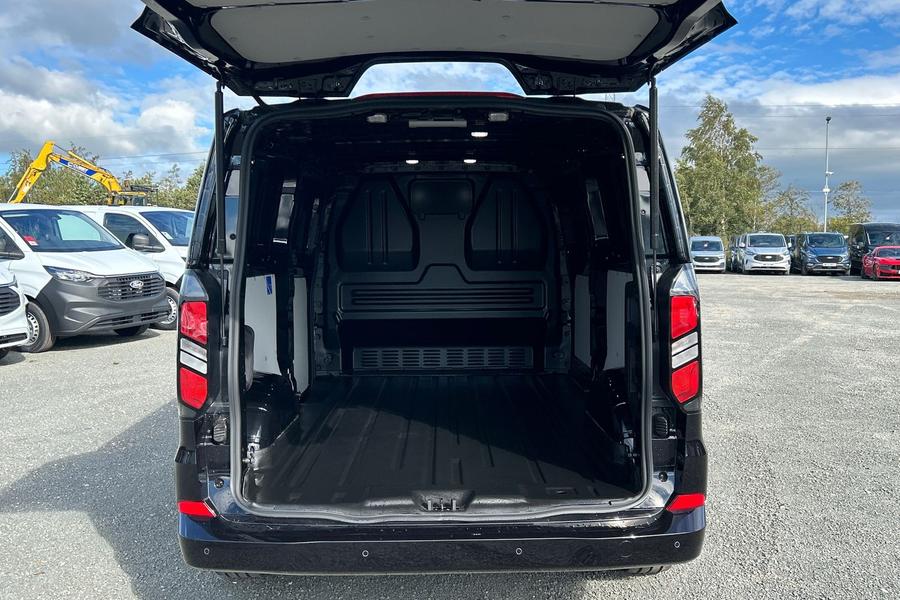 Ford TRANSIT CUSTOM Photo autoimg-ce1182f630eda9b9419e31a4db71332f90bede36.jpg