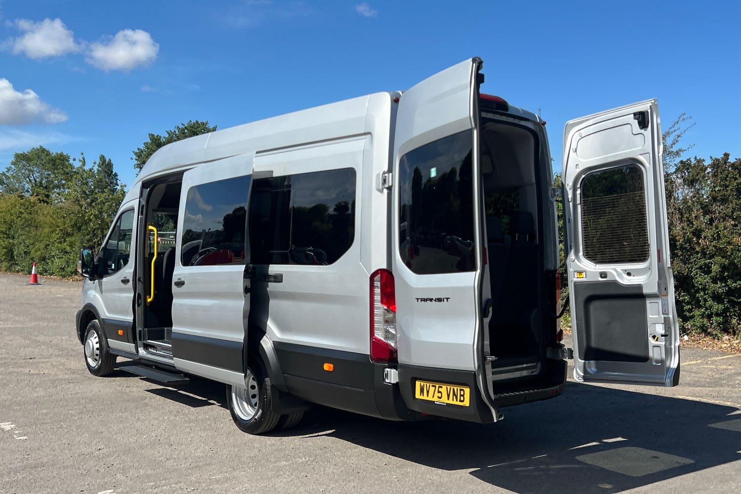 Ford TRANSIT Photo 6