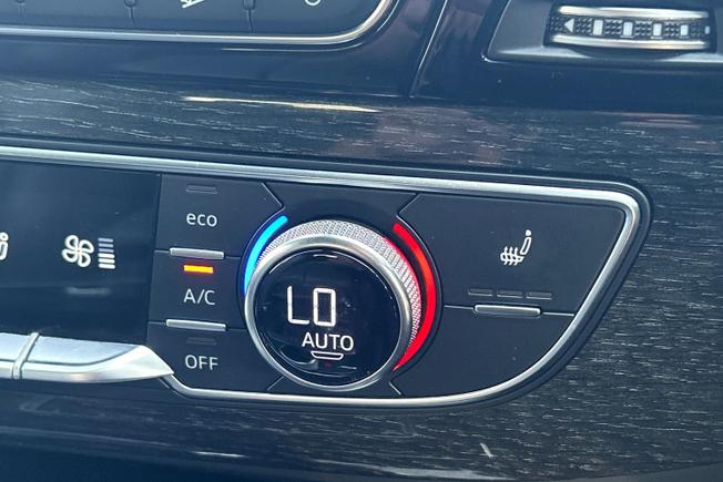 AUDI Q7 Photo 43