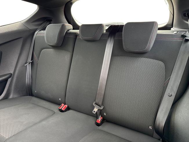 FORD Fiesta Photo 9