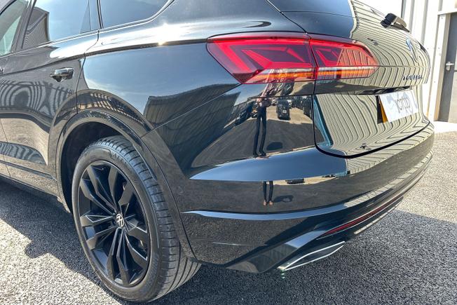VOLKSWAGEN Touareg Photo 31