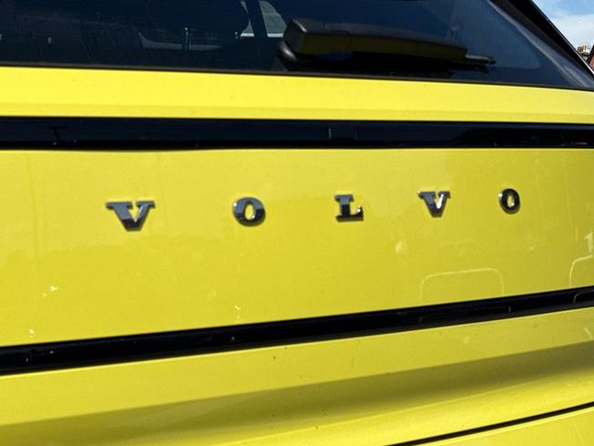 VOLVO EX30 Photo 32