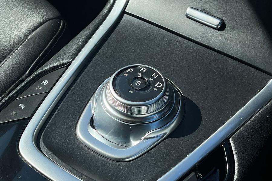 Ford S-MAX Photo autoimg-ce1dcd4a98b4f25b3db4703d8c75d88d9411bec5.jpg
