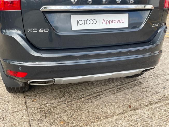 VOLVO XC60 Photo 26