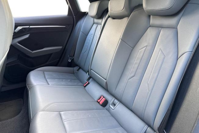 AUDI A3 Photo 9