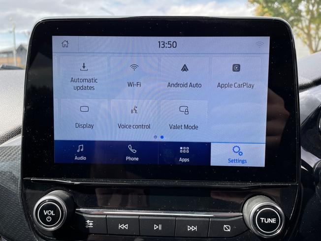 FORD Fiesta Photo 14