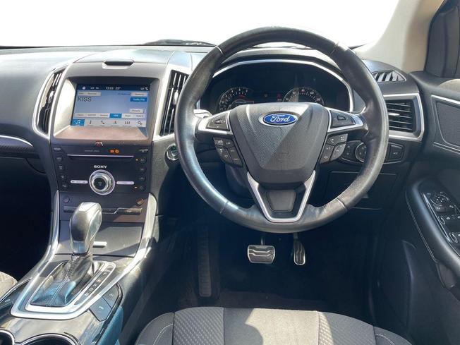 FORD Edge Photo 11