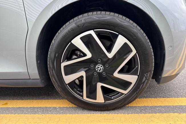 VOLKSWAGEN Id. Buzz Photo 5