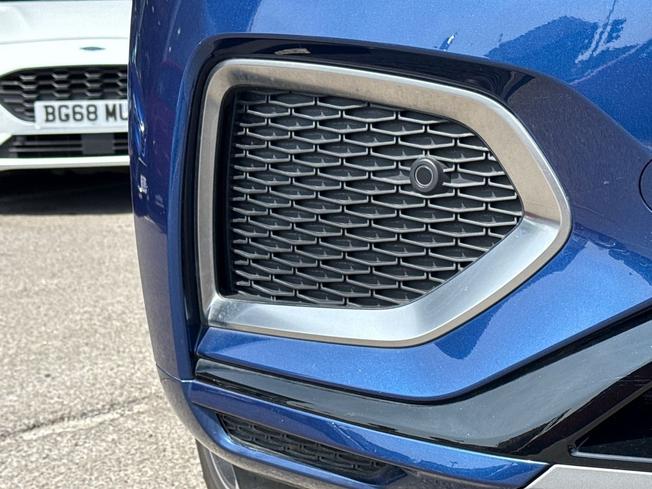JAGUAR F-Pace Photo 22