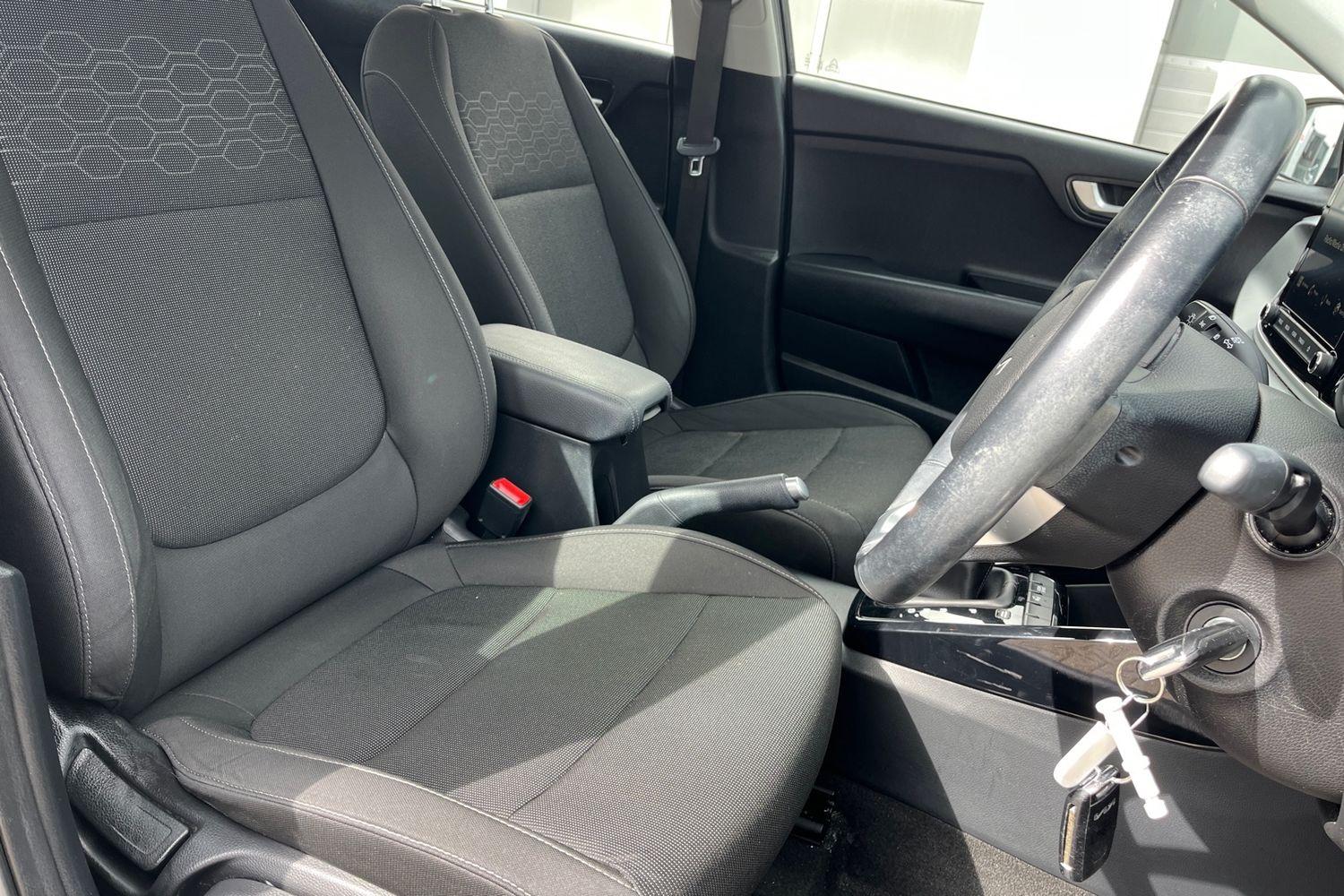 Kia Rio Photo 16