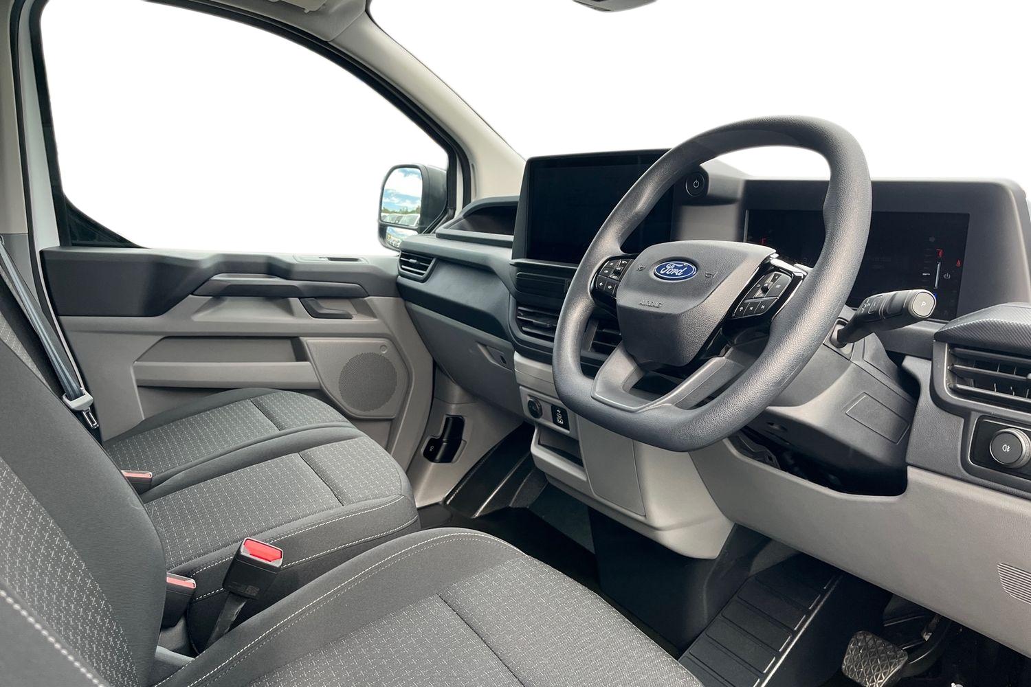 Ford E-TRANSIT CUSTOM Photo 13