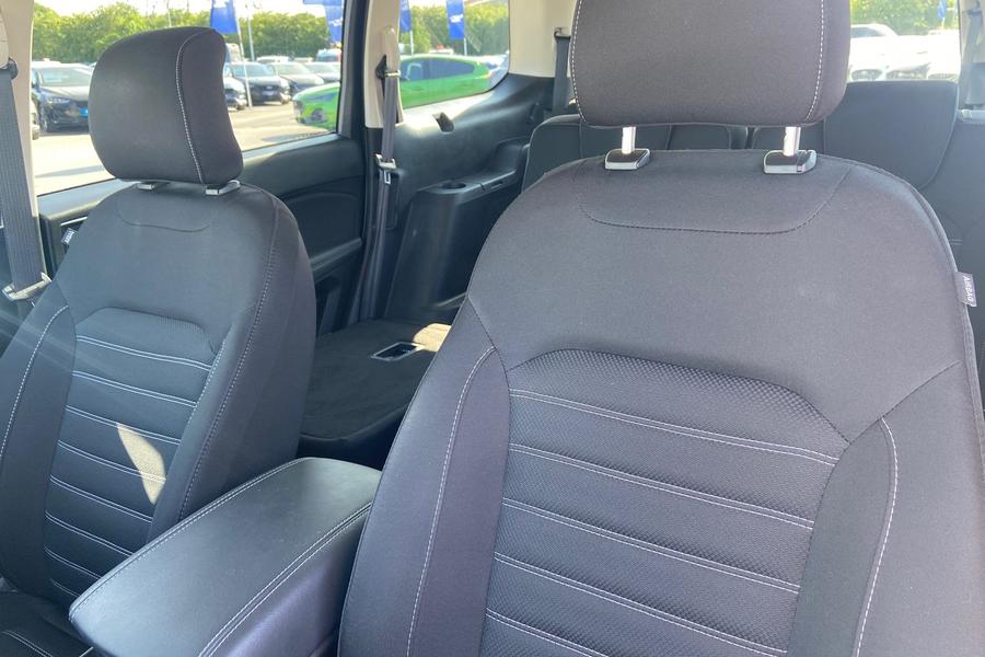 Ford GALAXY Photo autoimg-ce2db8da5c599d4c844122799b168dbf6b347820.jpg