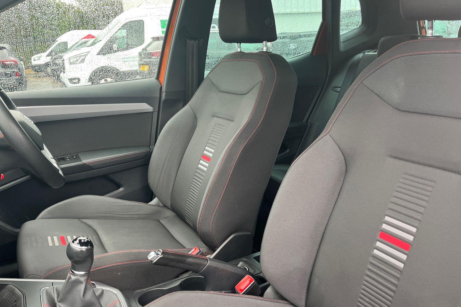 SEAT Arona Photo 18