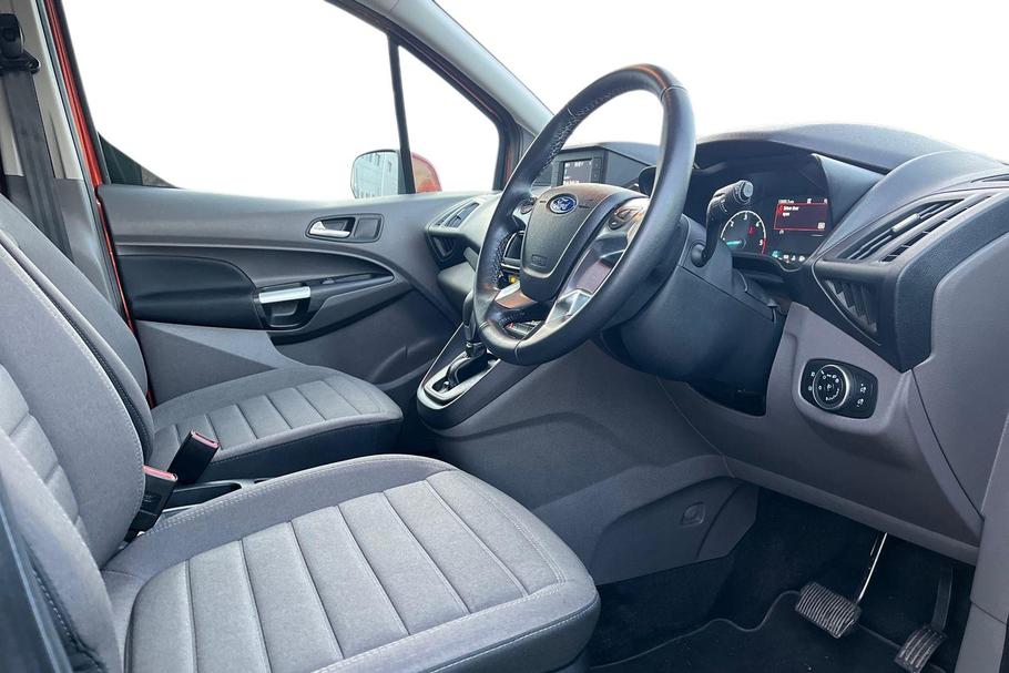 Used Ford TOURNEO CONNECT 9