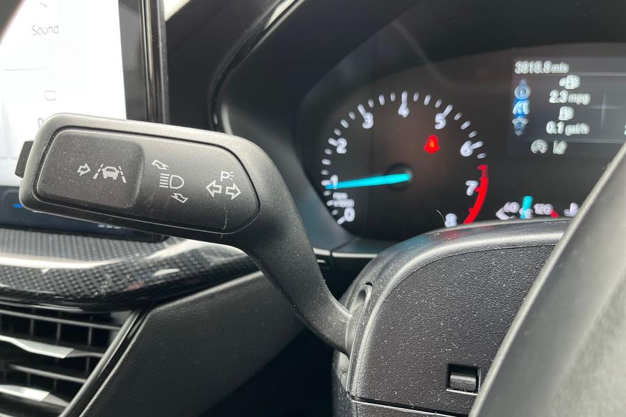 Ford Focus Photo autoimg-ce340aebf14c8111af49c2dcecacccfa64171539.jpg