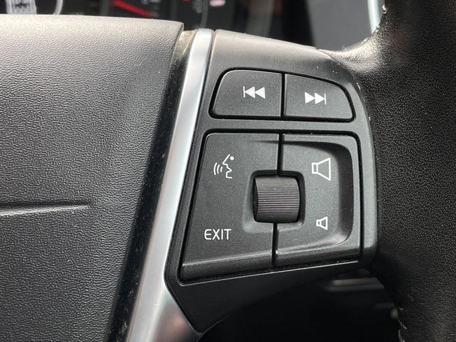 VOLVO XC60 Photo 17
