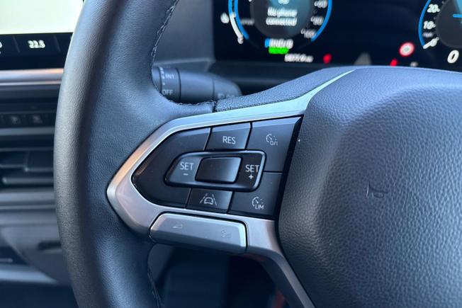 VOLKSWAGEN e-Transporter Photo 16