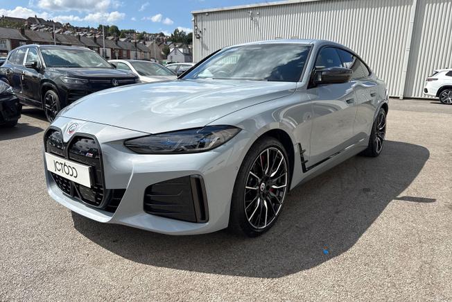 BMW I4 Photo 28