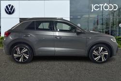 VOLKSWAGEN T-Roc Photo 4