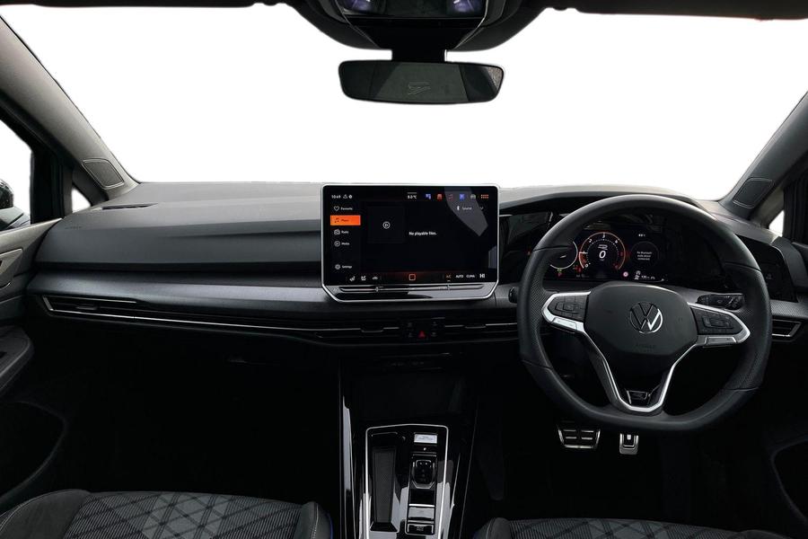 Volkswagen GOLF Photo autoimg-ce40bf8d8e457c805c86d68d8b6b6dbe52abd09e.jpg