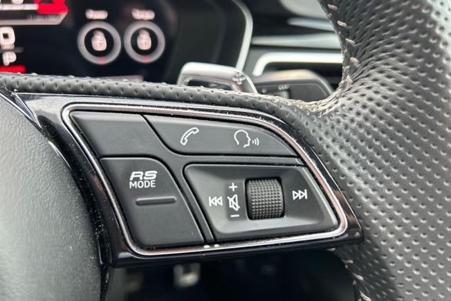 AUDI RS5 Photo 17