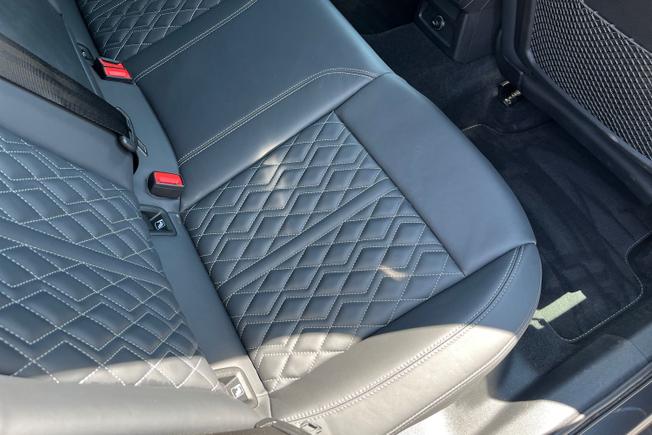 AUDI S3 Photo 43